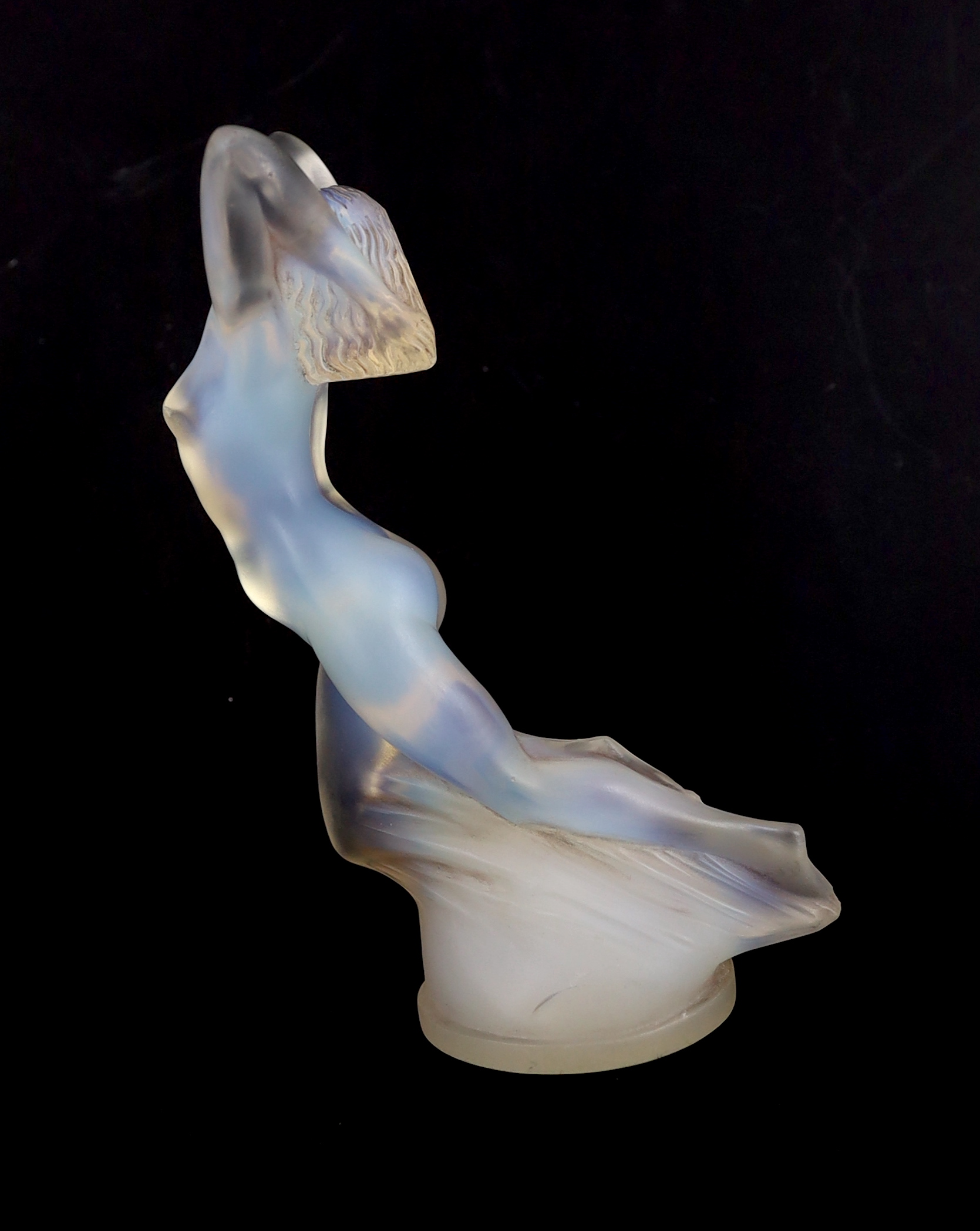 A Rene Lalique opalescent glass Vitesse car mascot, model 1160, c.1929